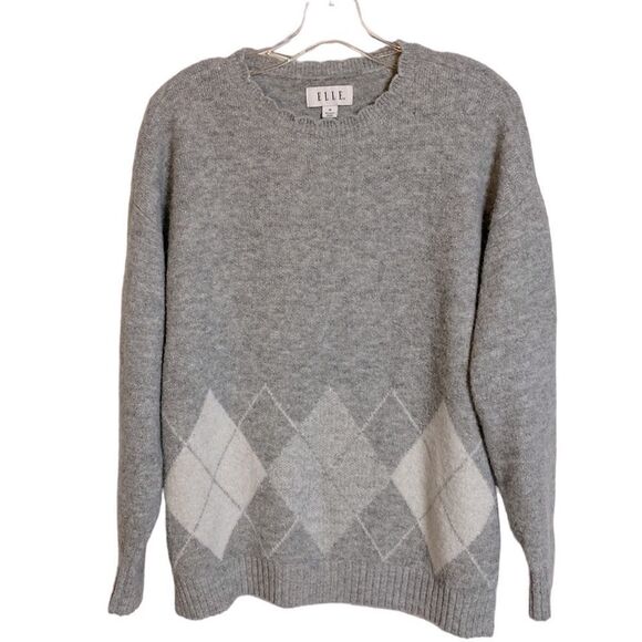 ELLE Gray Argyle Cozy Knit Sweater - Picture 3 of 8